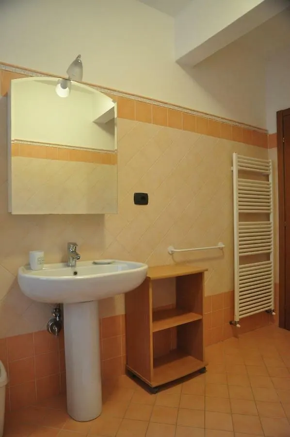 Apartment Appartamento Le Rondini Cassanesi